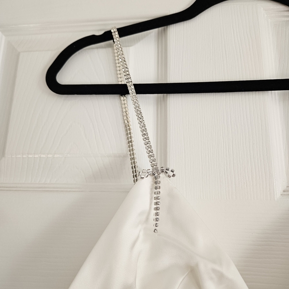 Zara White Bralette with Silver Straps Bow Chain Details - Picture 2 of 5